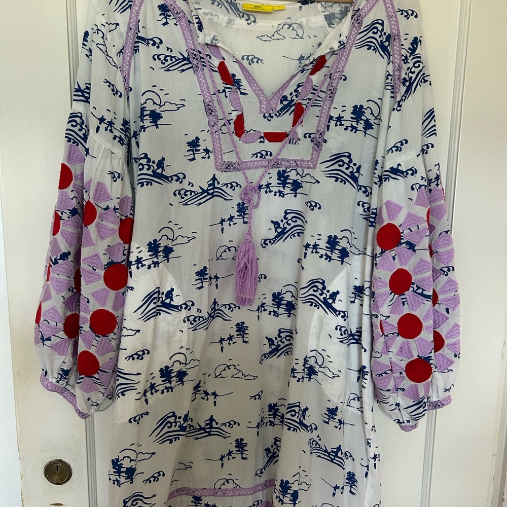 Roller Rabbit White Coverup with Blue and Red Patterns
